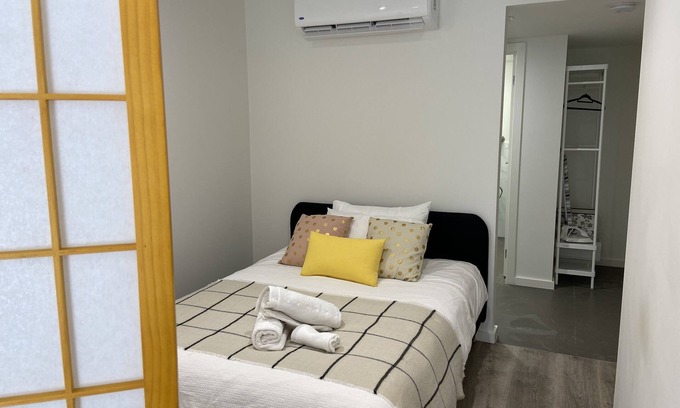 Brunswick West Apartment | 10A Brunswick Living Studio Close to APT and CBD Free Wifi Tram at Doorstep