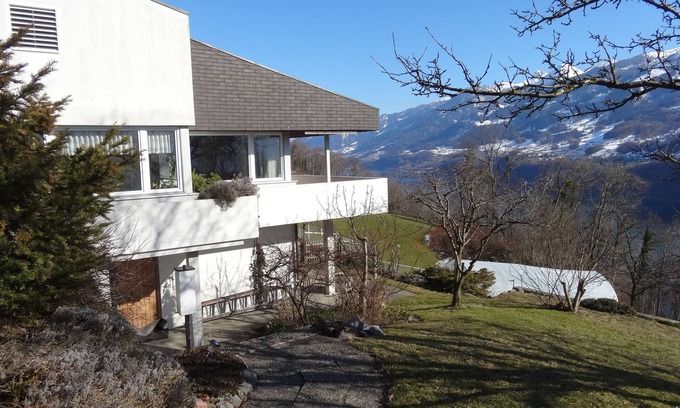 Amden Apartment | 1½ rooms Apartment with unique lake and mountain views