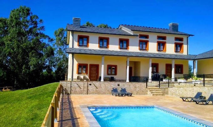 Serantes Apartment | 110 m² Apartment ∙ 3 bedrooms ∙ 6 guests