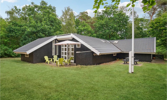 Sklskr House | 110 m² House ∙ 2 bedrooms ∙ 6 guests