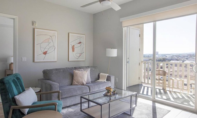 Rhodes Ranch Apartment | 111 m² Apartment ∙ 2 bedrooms ∙ 4 guests