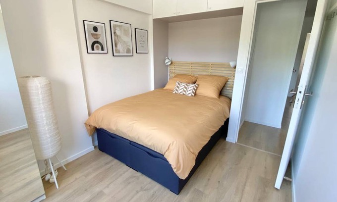 Guyancourt Resort | 111 m² Private room ∙ 1 bedroom ∙ 5 guests