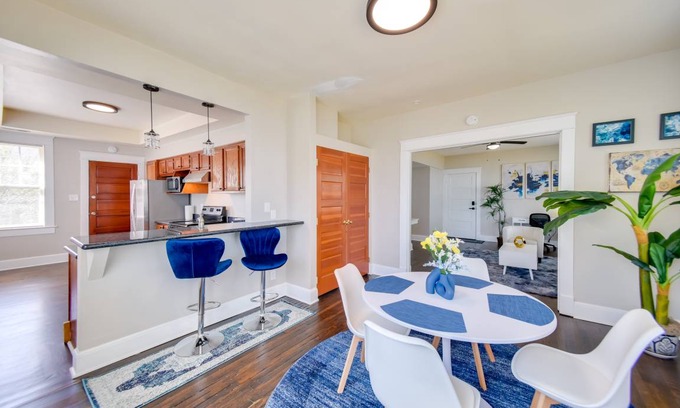 Portsmouth Apartment | 116 m² Apartment ∙ 2 bedrooms ∙ 6 guests