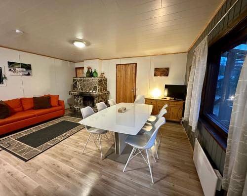 Ivalo House | 117 m² House ∙ 3 bedrooms ∙ 11 guests