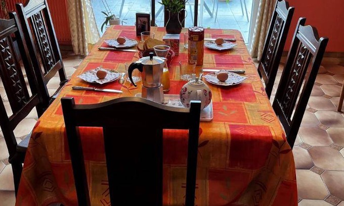 Aire-sur-la-Lys Bed & Breakfast | 12 m² Bed and breakfast ∙ 2 guests