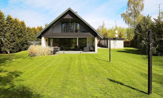 Bøtø By House | 12 person holiday home in Væggerløse