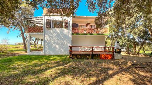 Riudellots de la Creu House | 120 m² House ∙ 3 bedrooms ∙ 6 guests