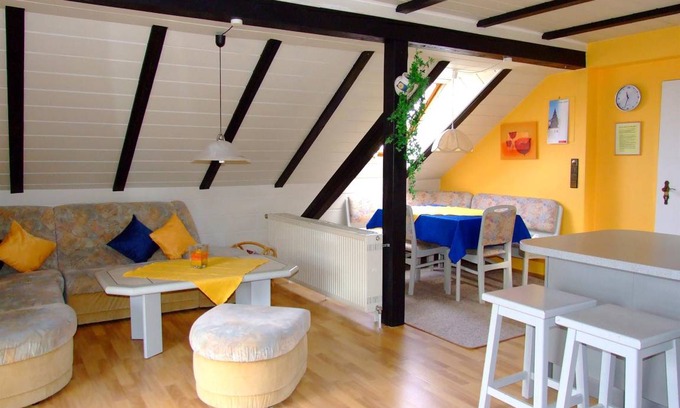 Bischofsgruen Apartment | 120 m² Apartment ∙ 3 bedrooms ∙ 5 guests