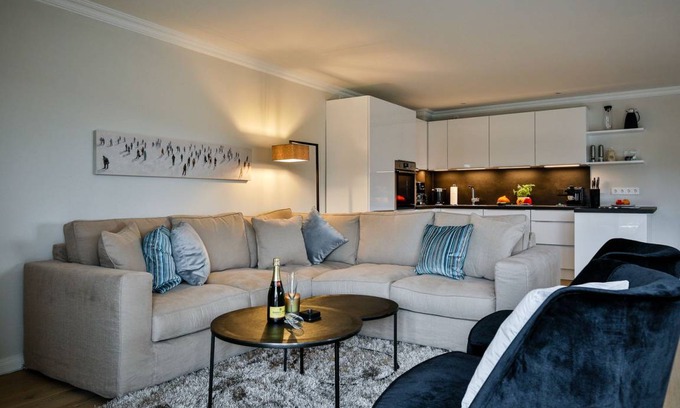 Westerland Apartment | 120 m² Apartment ∙ 2 bedrooms ∙ 4 guests