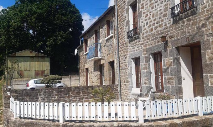 Miniac-Morvan House | 120 m² Gîte ∙ 4 bedrooms ∙ 8 guests