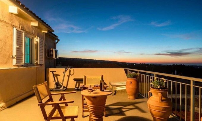 Margarites House | 120 m² House ∙ 2 bedrooms ∙ 6 guests