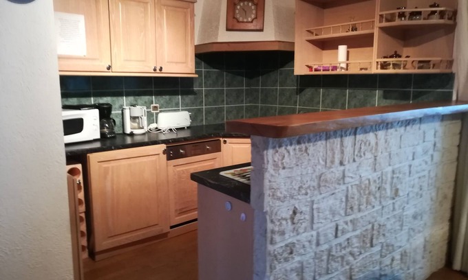 Besse-en-Chandesse House | 120m2 duplex apartment