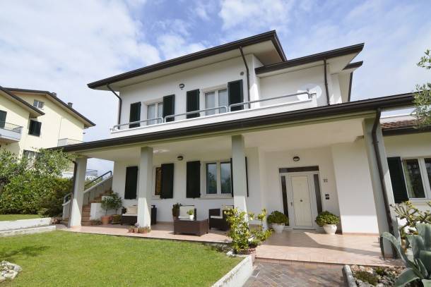Gemmano Villa | 122 m² Villa ∙ 3 bedrooms ∙ 5 guests