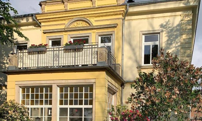 Radeberger Vorstadt Apartment | 125 m² Apartment ∙ 2 bedrooms ∙ 4 guests