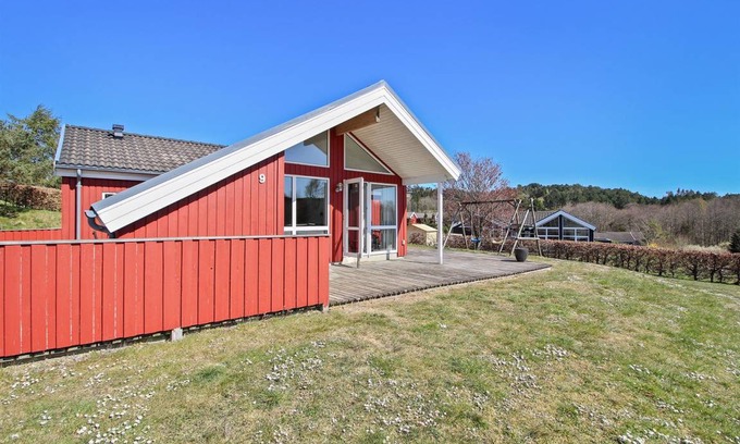 Lyngsbæk Strand House | 126 m² House ∙ 3 bedrooms ∙ 6 guests