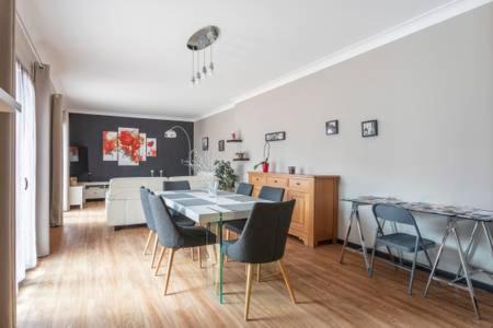 Meze Apartment | 13 rue de la pyramide Bel Appartement