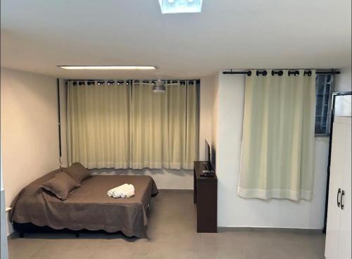 Funcionarios Apartment | 13 Studio completo, perto TRT, Smartfit, Life Center, cozinha