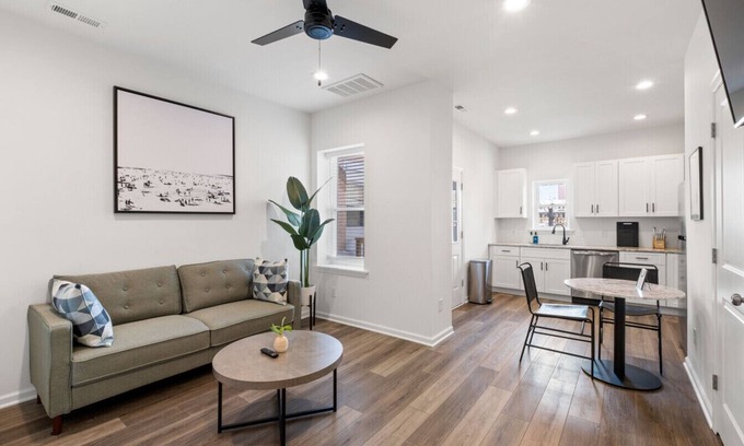 Atlantic City Apartment | 130/Apt 1 · Chic 1 BR Beach Block & Orange Loop Bars/Dining