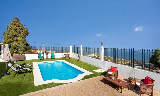 Buen Paso House | 130 m² House ∙ 3 bedrooms ∙ 6 guests