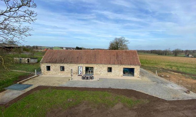 Noues de Sienne House | 130 m² House ∙ 3 bedrooms ∙ 6 guests