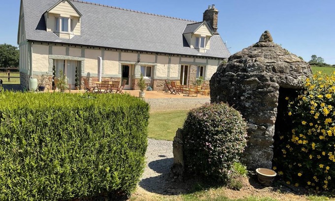 La Trinite House | 142 m² Gîte ∙ 3 bedrooms ∙ 6 guests