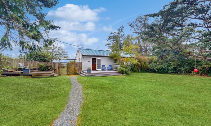 Anacortes Cabin | 144 m² Cabin ∙ 2 bedrooms ∙ 5 guests