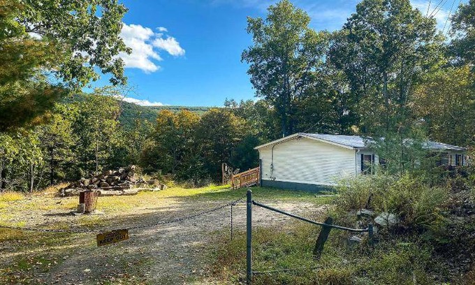 Port Jervis House | 146 m² House ∙ 3 bedrooms ∙ 8 guests