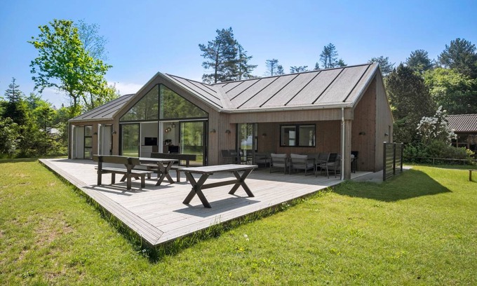 Strøby Ladeplads House | 148 m² House ∙ 3 bedrooms ∙ 10 guests