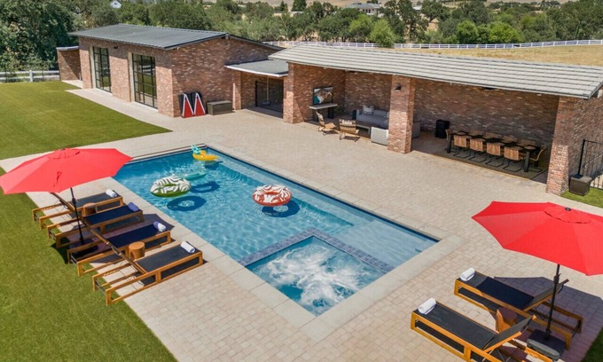 Paso Robles Apartment | 15 Acre Luxury Estate | VIP Experience