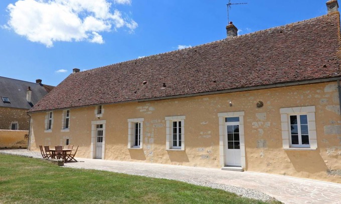Pays de Mortagne-au-Perche Cottage | 150 m² Cabin ∙ 5 bedrooms ∙ 10 guests