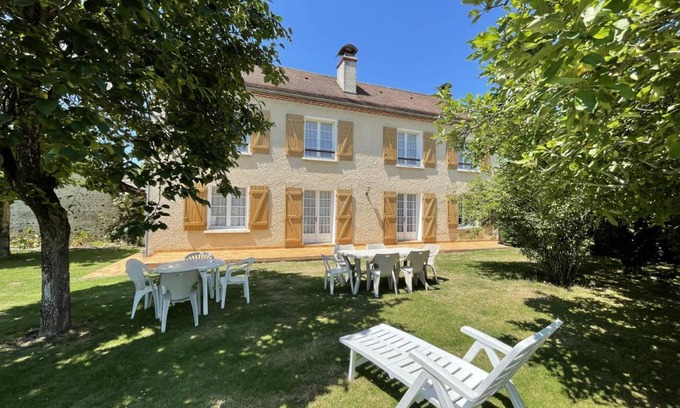 Theze House | 150 m² Gîte ∙ 4 bedrooms ∙ 7 guests