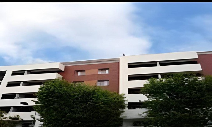 Clermont-Ferrand Apartment | 150 m² Serviced apartment ∙ 16 guests