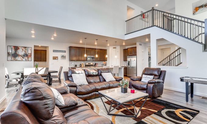 Commerce City House | 16 Mi to Denver: Spacious Commerce City Home!