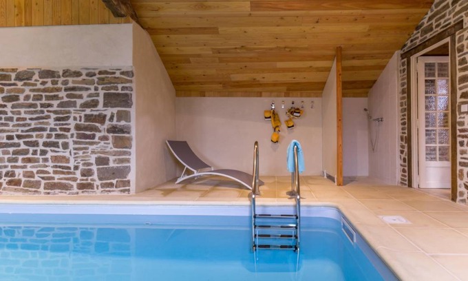 Montaigu-les-Bois House | 160 m² Gîte ∙ 3 bedrooms ∙ 8 guests