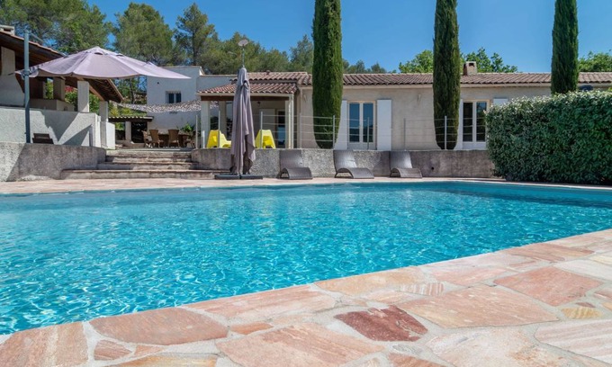 Rocbaron House | 160 m² House ∙ 1 bedroom ∙ 8 guests