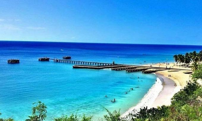 Isabela Apartment | #17 Beachfront Apartment at Isabela PR. Villa Pesquera, Montones, Shacks, Royal