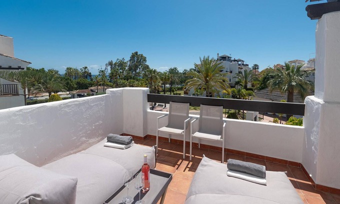 San Pedro de Alcantara Apartment | 17 - Modern front line beach apartment Las Adelfas