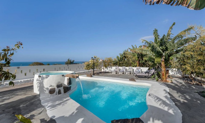 Garachico House | 170 m² Finca ∙ 3 bedrooms ∙ 10 guests