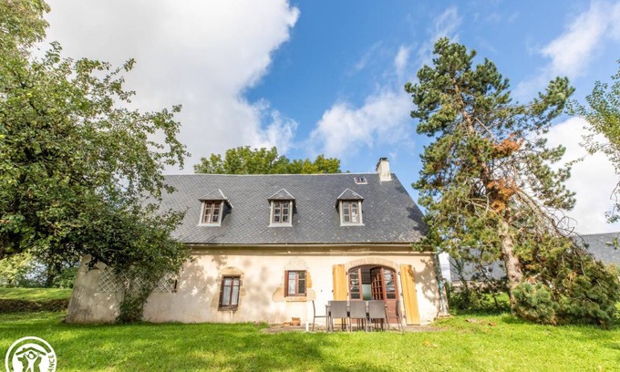 Plantades House | 170 m² Gîte ∙ 4 bedrooms ∙ 8 guests