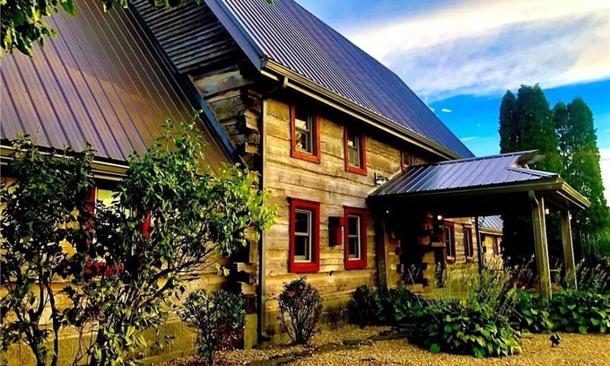 Greensburg Cabin | ⁕1866 Antique Hand Hewn 3 Story Log Cabin⁕