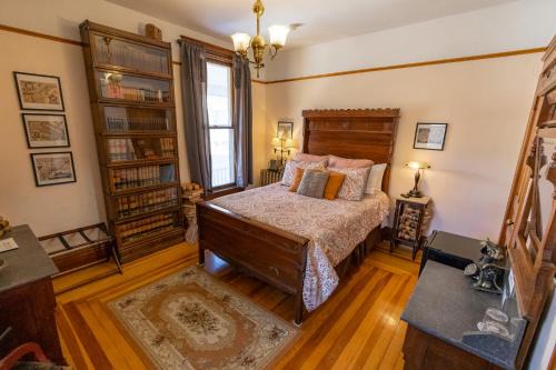 Deadwood Bed & Breakfast | 1899 Inn