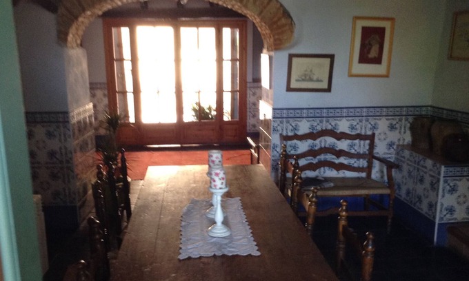 Bonastre House | 18th century manor house a few km from the beach and with private pool