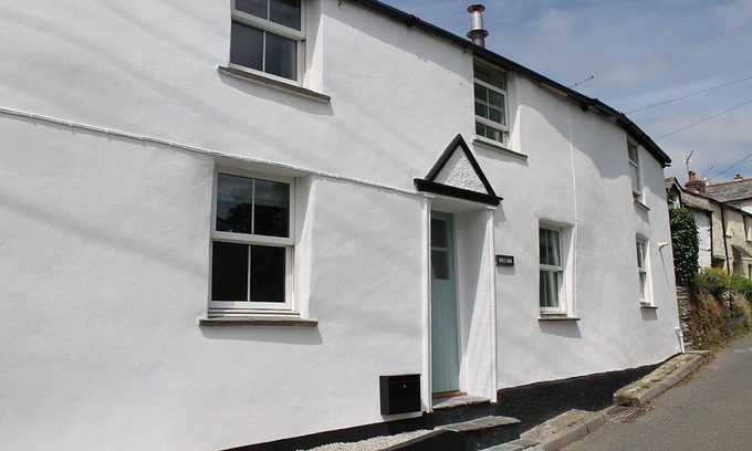 Egloshayle Cottage | 190 Year Old Cornish Cottage