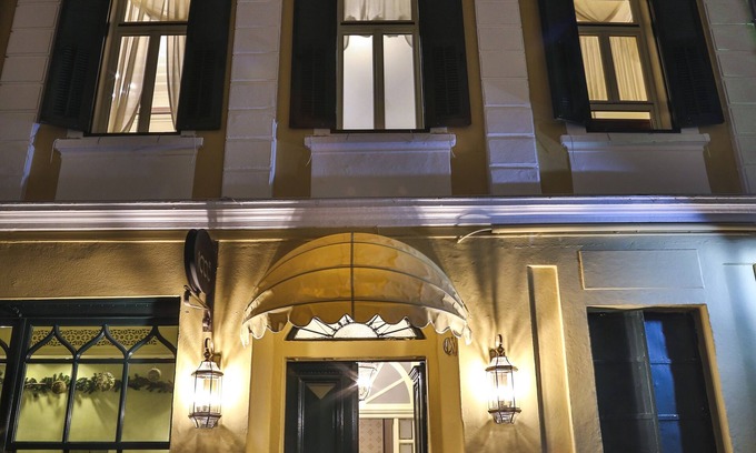 Old Town Hotel | 1905 Boutique Hotel