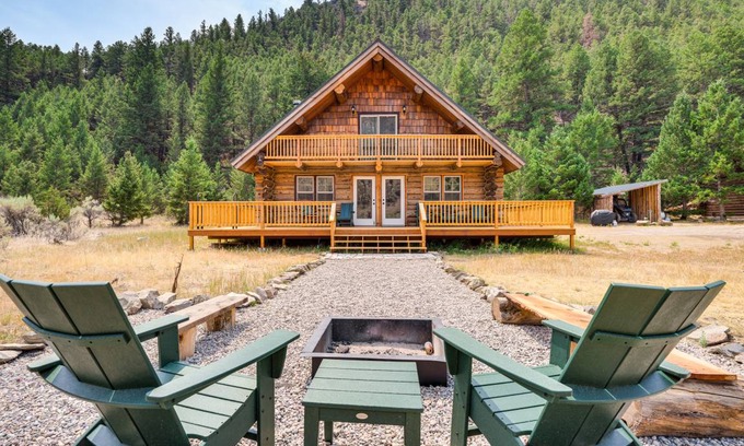 Beaverhead County House | 195 m² House ∙ 3 bedrooms ∙ 9 guests