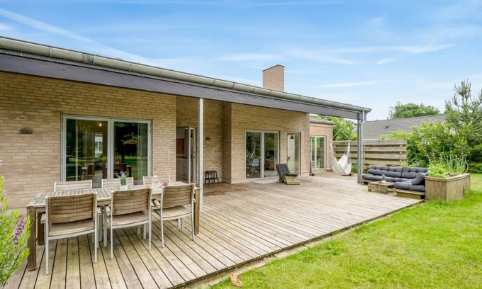 Ringkobing House | 199 m² House ∙ 1 bedroom ∙ 8 guests