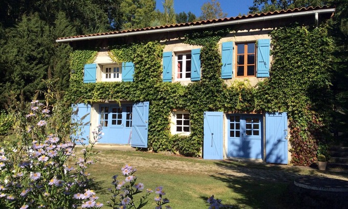 Lavelanet Cottage | 19th Century Cottage in Ariege Countryside