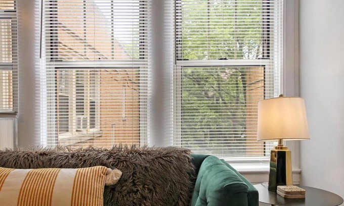 Ravenswood Apartment | 1BR Deluxe Apt with Complete Amenities - Campbell 3