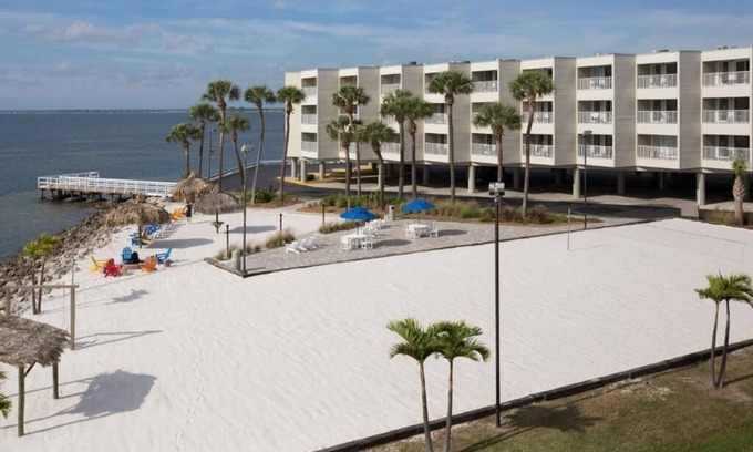 Rocky Point Condo | 1BR on Tampa Bay - Full Kitchen, Pool & Beach