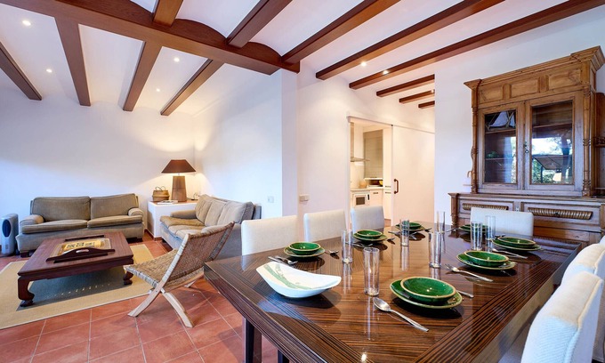 Llafranc Villa | 1SACAL - Spacious 4 bedroom apartment with nice terrace and 200m from the beach of Llafranc